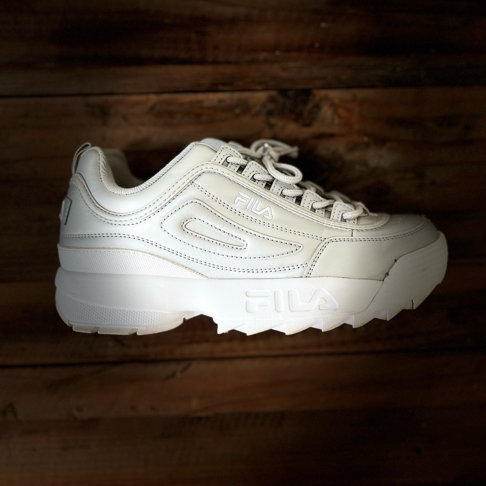 FILA Women’s Disruptor 2 Premium Metallic Shoes
